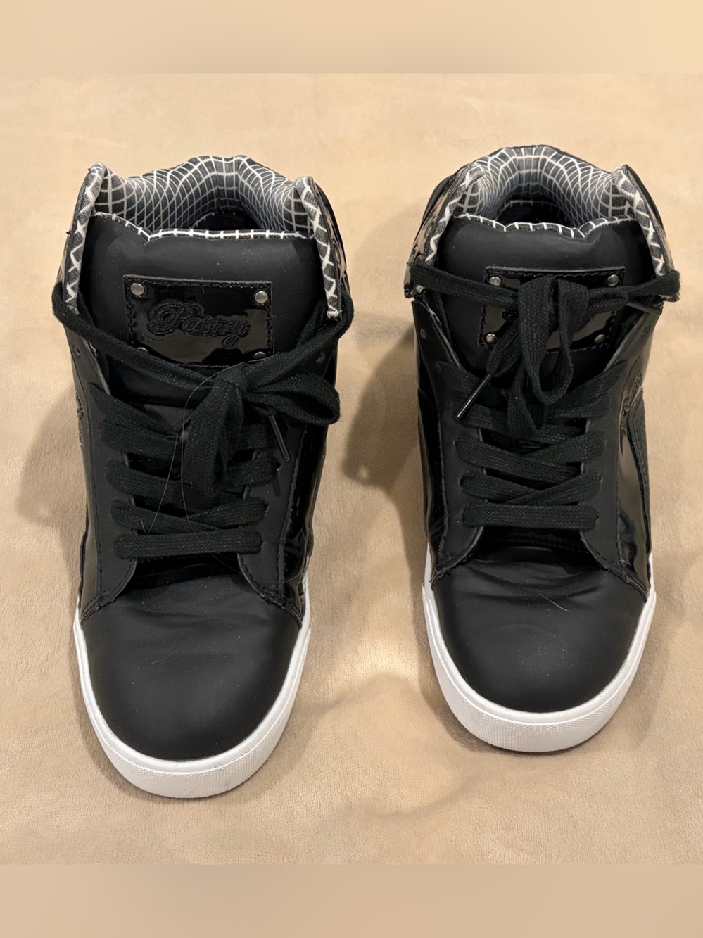 Pastry Black High-Top Hip Hop Dance Sneakers with White Sole